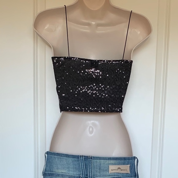 NWT Black Shiny Low Cut Busty Crop Metallic Hologram Festival Tank Top - Picture 2 of 12